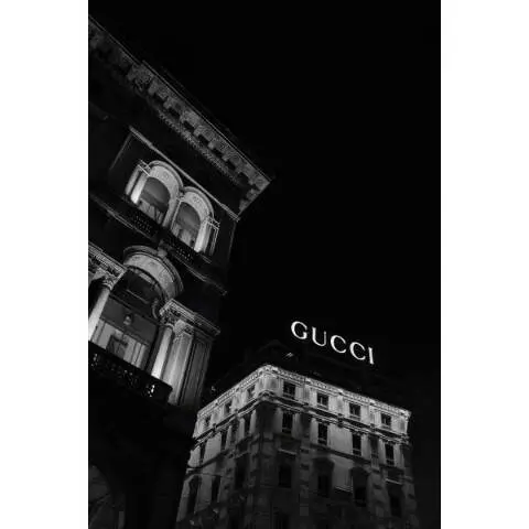 gucci wallpaper uk