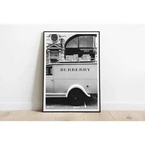 バーバリーのヴィンテージアートポスター Poster - Vintage Burberry Design