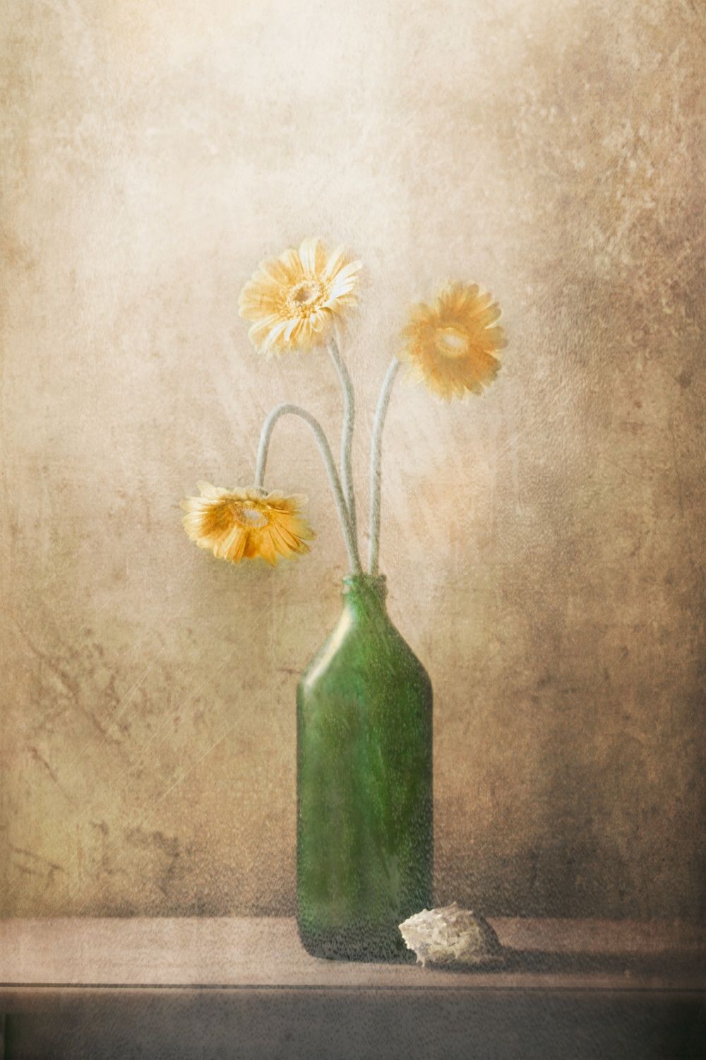 Poster - Yellow Flowers in Vase