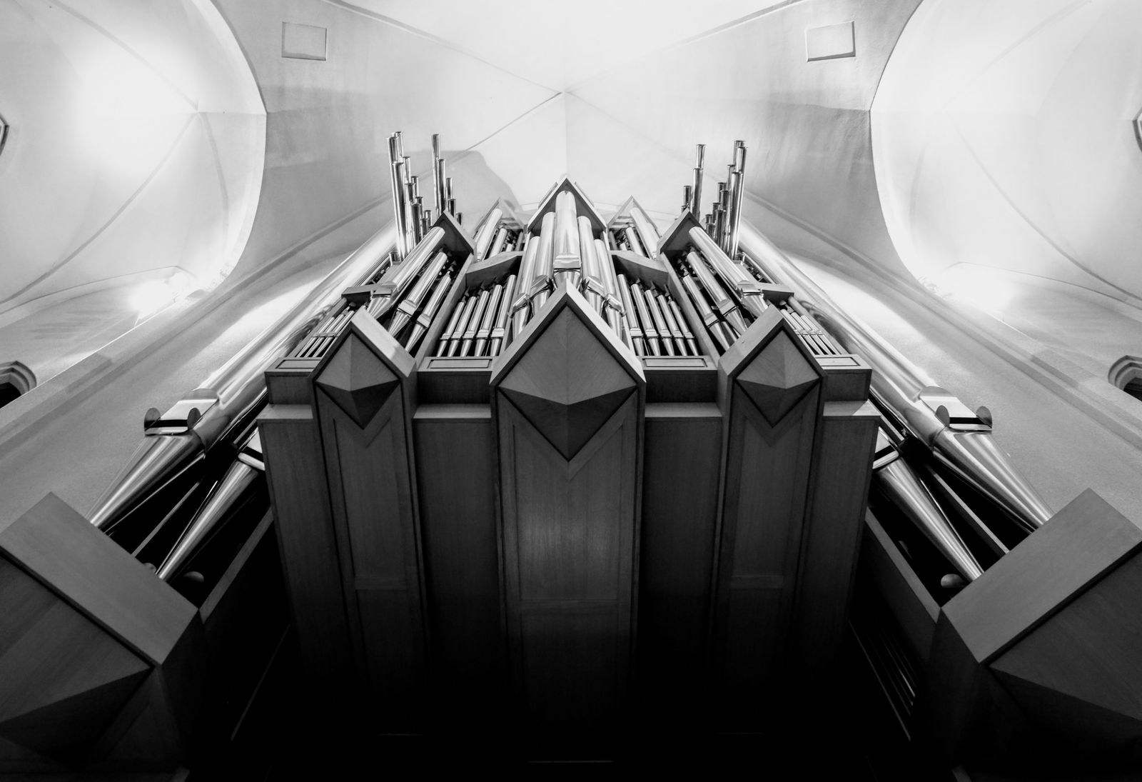 Poster - Pipe Organ in Church