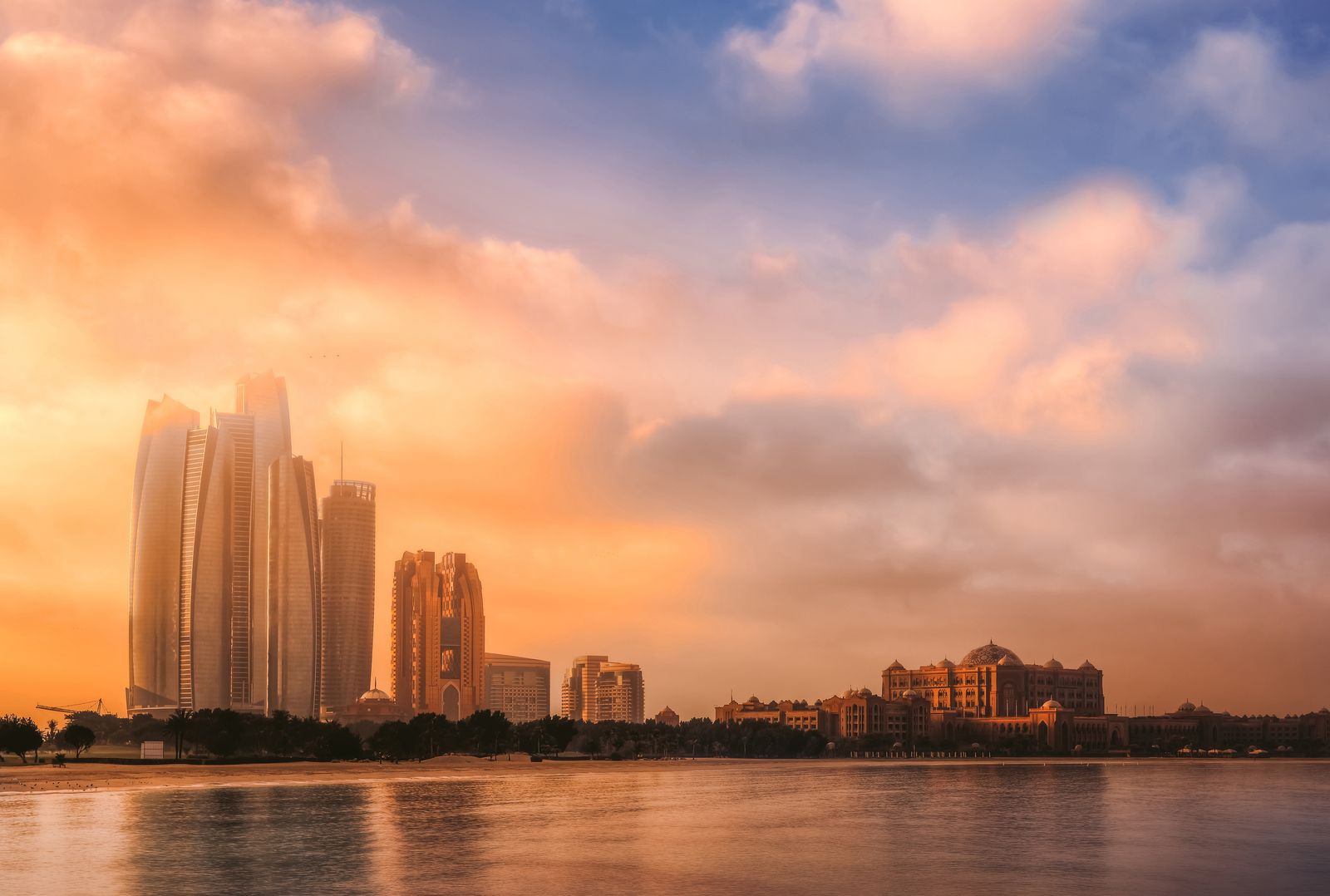 Poster - Cityscape at Sunset